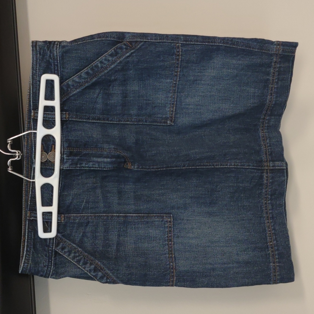 Ladies Ann Taylor LOFT Denim Mini-Skirt - Size 6 Petite